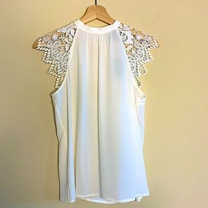 NWT Express Outlet romantic lace short sleeve top size XS